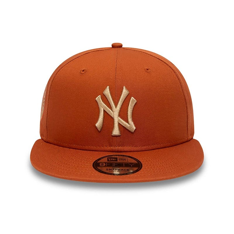 9fifty New Era New York Yankees Side Patch Medium Gorras Marrom | DZ2514896