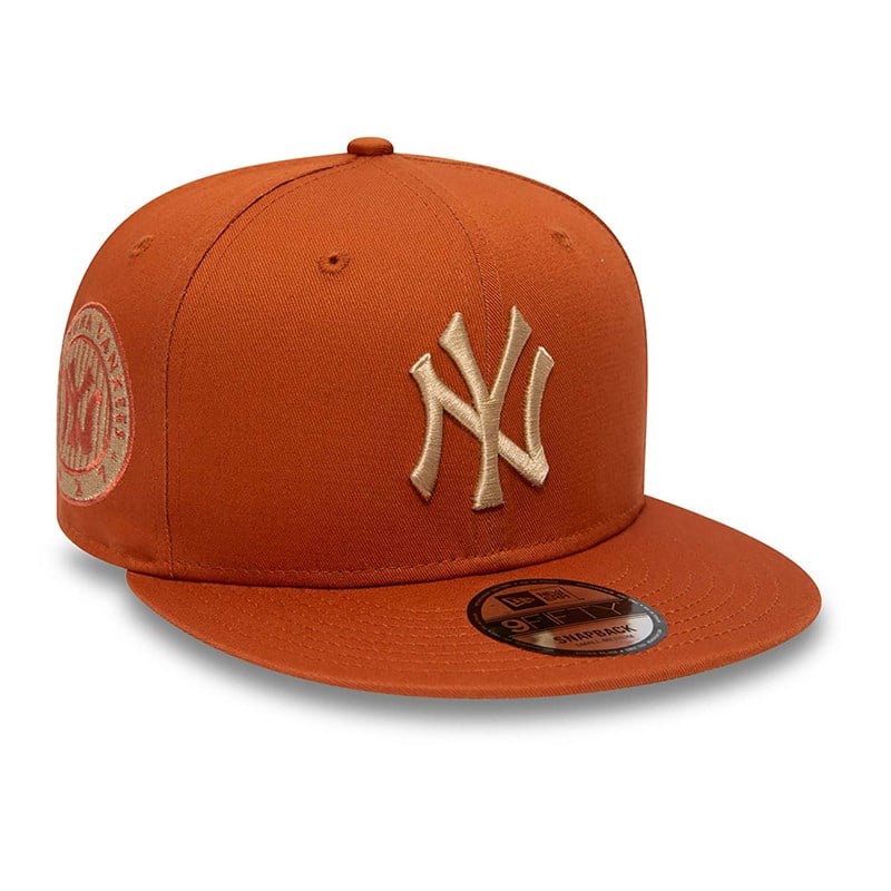 9fifty New Era New York Yankees Side Patch Medium Gorras Marrom | DZ2514896