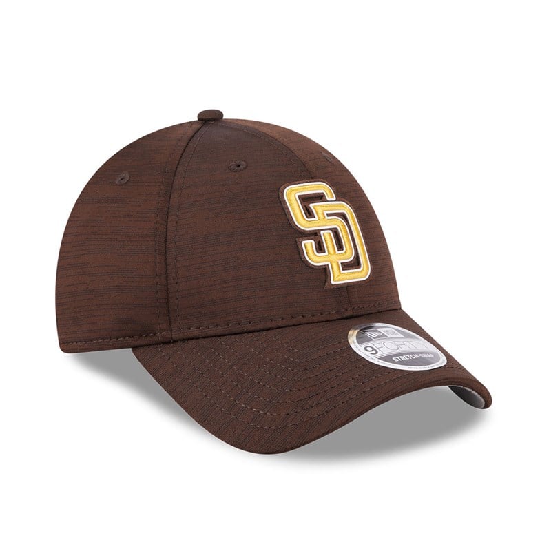 9forty New Era San Diego Padres MLB Clubhouse Adjustable Gorras Marrom | IV0389462