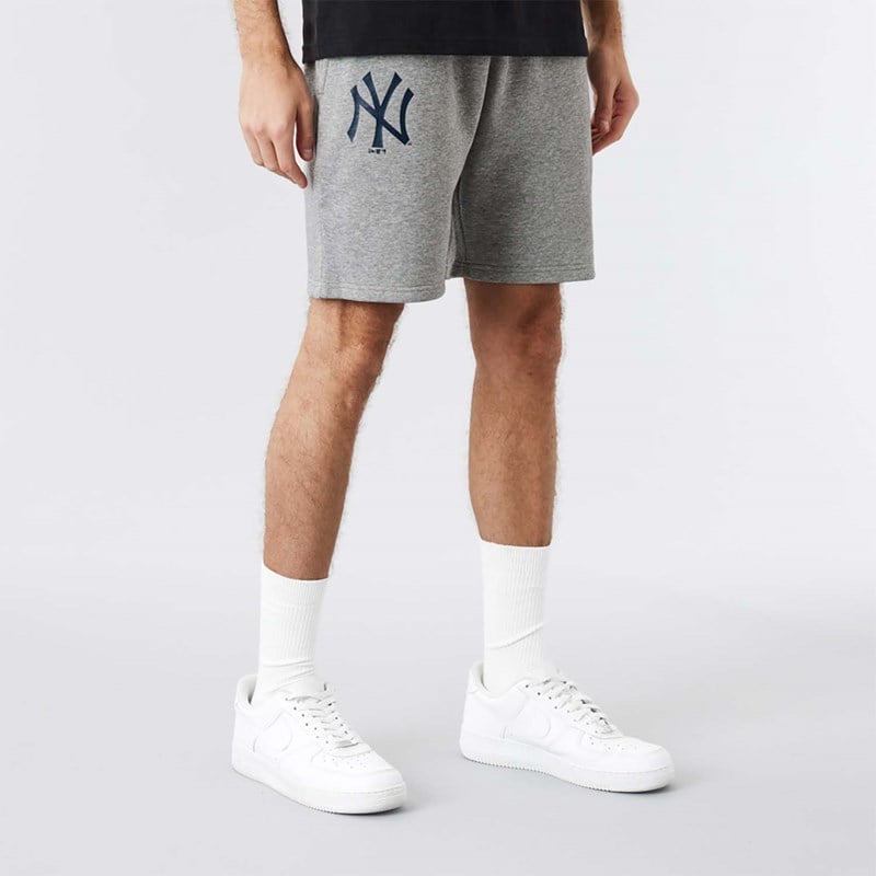 Bermudas New Era New York Yankees MLB Logo Grises | HP0943827