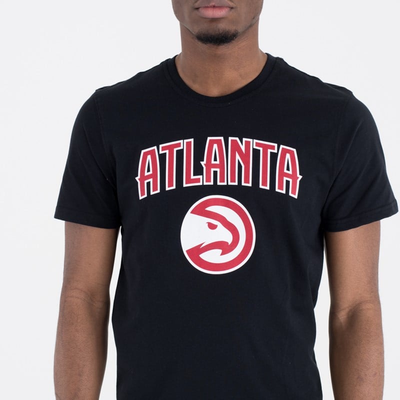 Camiseta New Era Atlanta Hawks Team Logo Negros | SH8642519