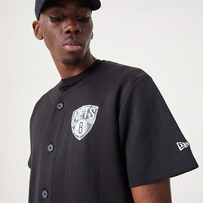 Camiseta New Era Brooklyn Nets NBA Infill Team Logo Jersey Negros | GE5861342