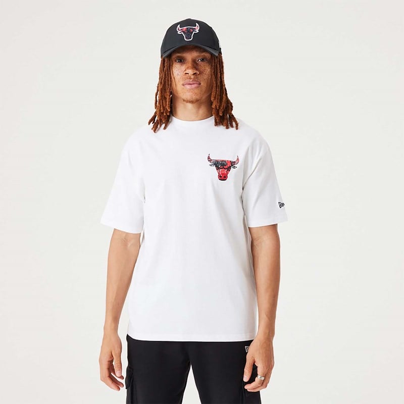 Camiseta New Era Chicago Bulls NBA Infill Team Logo Oversized Blancos | UC6531942