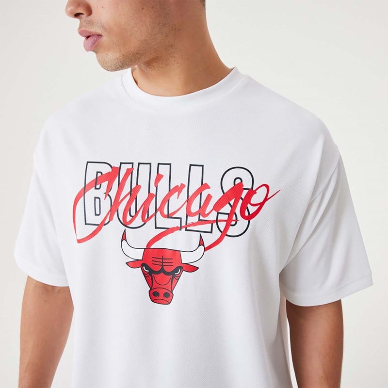 Camiseta New Era Chicago Bulls NBA Script Oversized Blancos | GD5284709