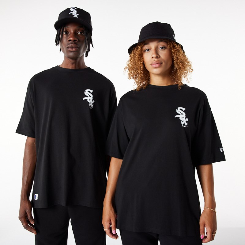 Camiseta New Era Chicago Sox MLB League Essentials Oversized Negros | YB3587209