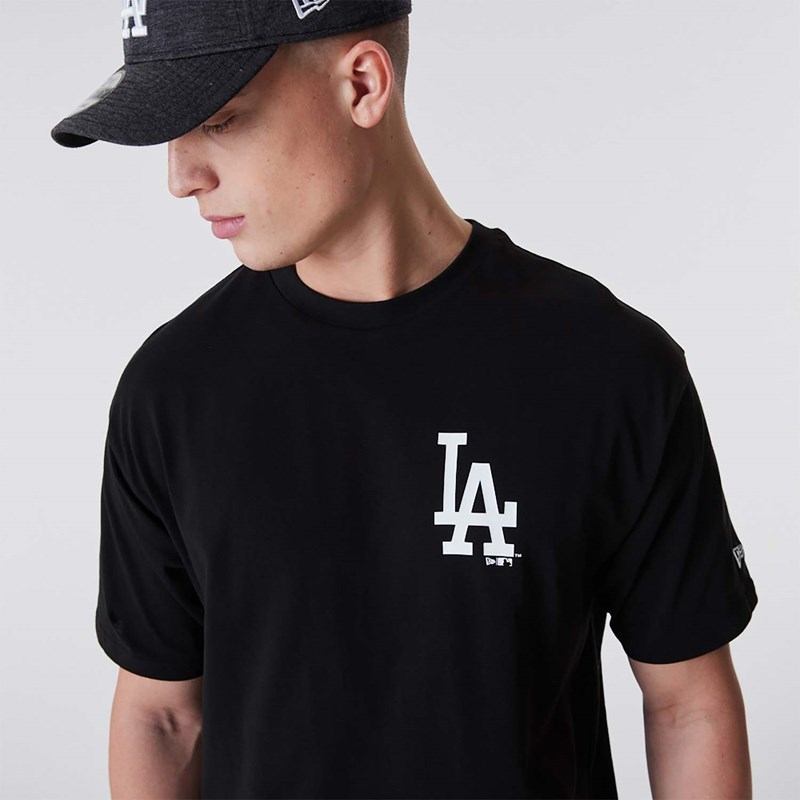 Camiseta New Era La Dodgers MLB League Essentials Oversized Negros | UA7891230