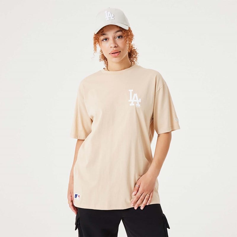 Camiseta New Era La Dodgers MLB League Essential Oversized Creme | VA3519762