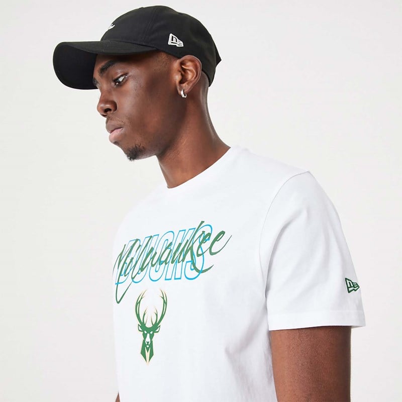 Camiseta New Era Milwaukee Bucks NBA Script Blancos | VI7960234