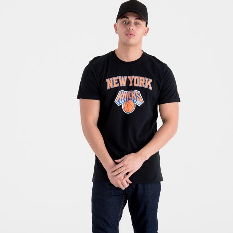 Camiseta New Era New York Knicks Team Logo Negros | QA8347921