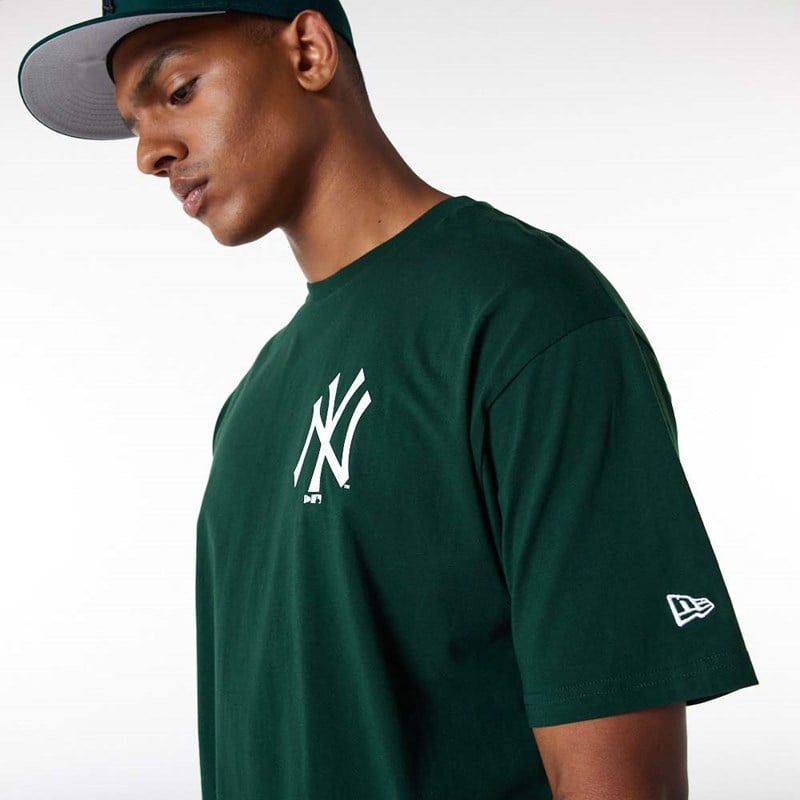 Camiseta New Era New York Yankees Essentials Oversized Verdes | UW0827315