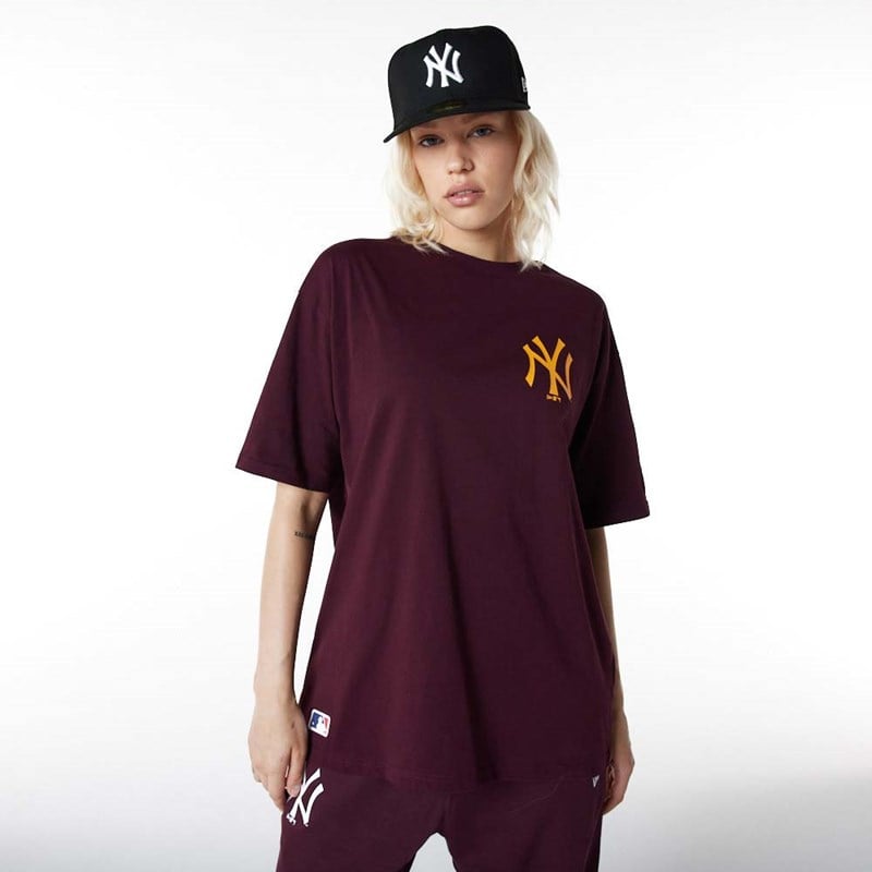 Camiseta New Era New York Yankees Essentials Oversized Morados | WZ7462905