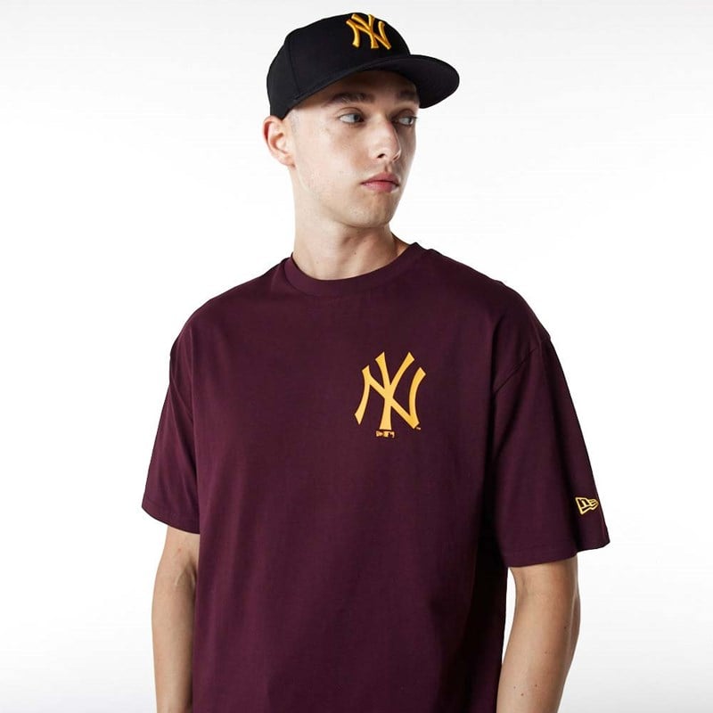 Camiseta New Era New York Yankees Essentials Oversized Morados | WZ7462905