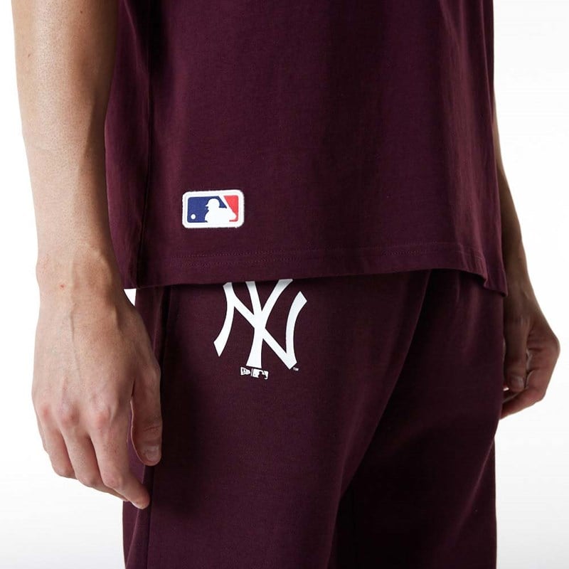 Camiseta New Era New York Yankees Essentials Oversized Morados | WZ7462905