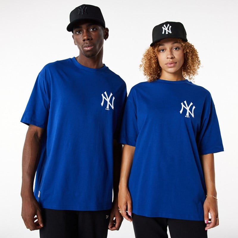 Camiseta New Era New York Yankees League Essential Oversized Azules | GI8164759