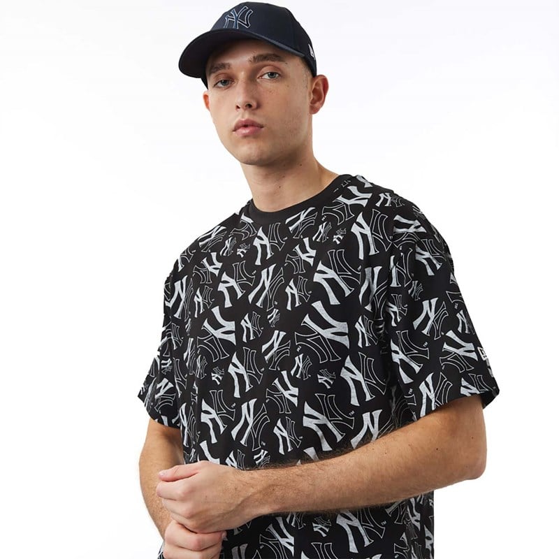 Camiseta New Era New York Yankees Logo Print Oversized Negros | SF9540168