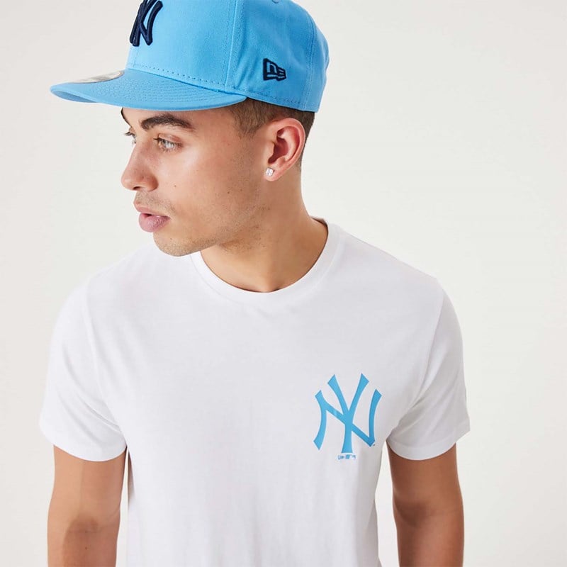 Camiseta New Era New York Yankees MLB League Essential Blancos | IZ6805741