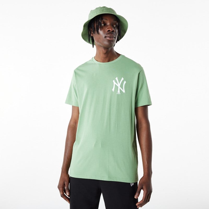 Camiseta New Era New York Yankees MLB League Essential Verdes | NS8593126