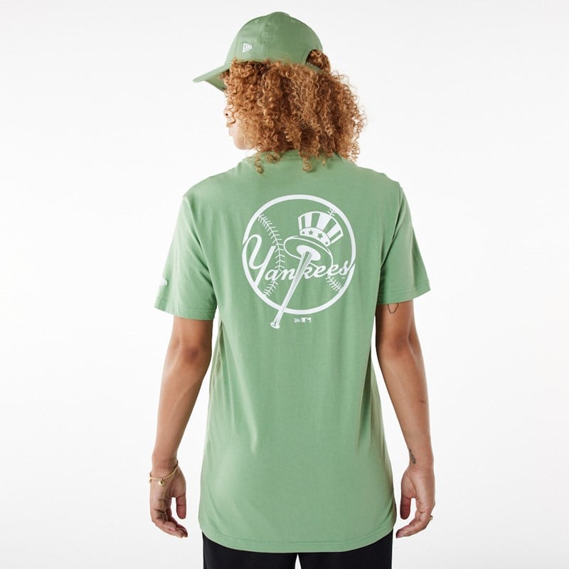 Camiseta New Era New York Yankees MLB League Essential Verdes | NS8593126