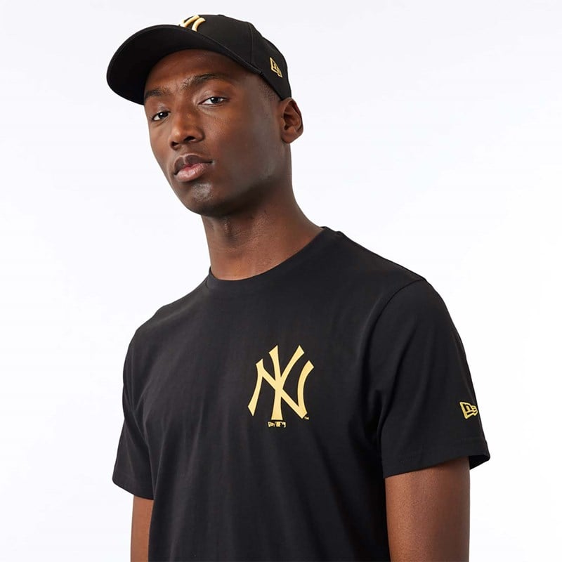 Camiseta New Era New York Yankees MLB League Essential Negros | ZS9420178