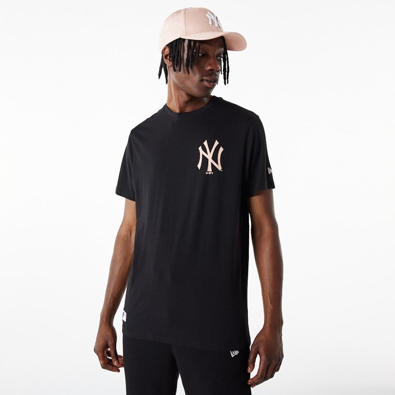 Camiseta New Era New York Yankees Mb League Essential Negros | FH7268451