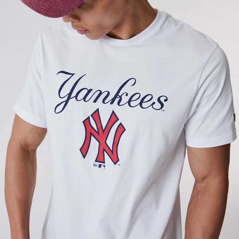 Camiseta New Era New York Yankees Script Blancos | AO8721354