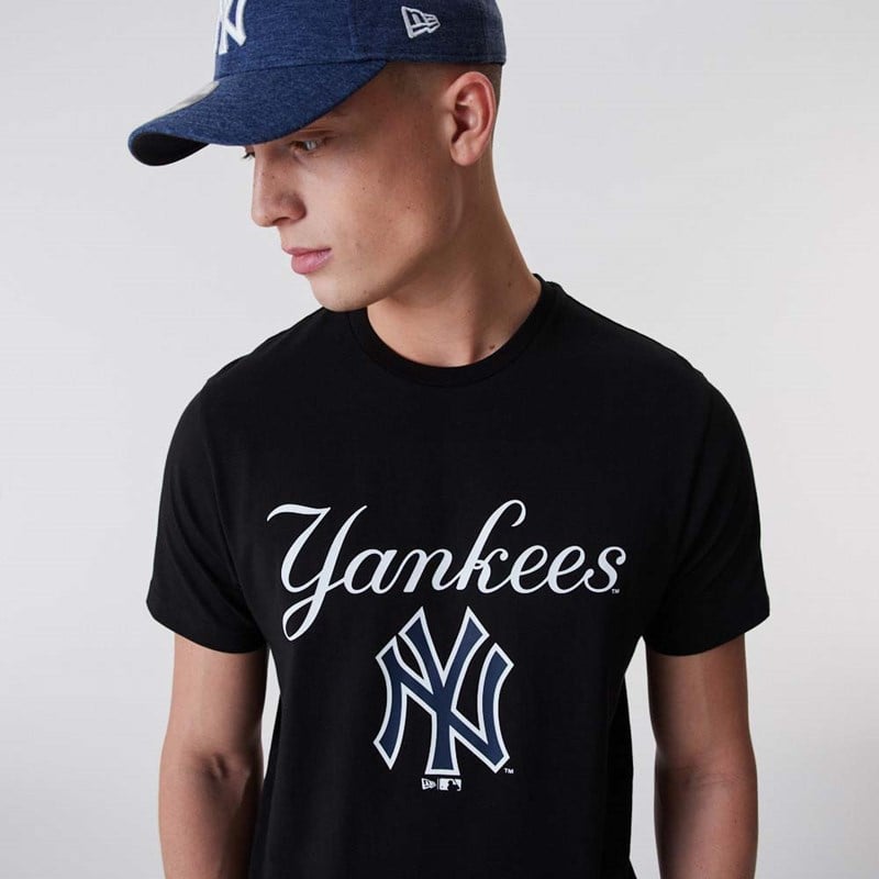 Camiseta New Era New York Yankees Script Negros | HY9652031