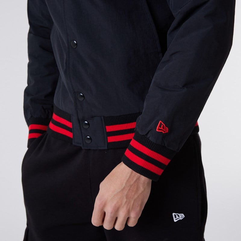 Chaquetas New Era Chicago Bulls Logo Bomber Negros | LY0492156