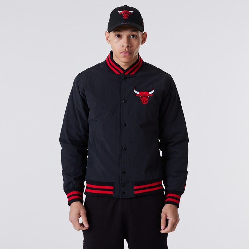 Chaquetas New Era Chicago Bulls Logo Bomber Negros | LY0492156