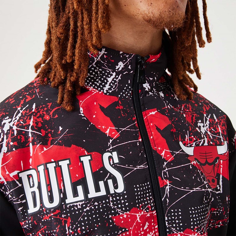 Chaquetas New Era Chicago Bulls NBA All Over Print Pista Negros | WA3706528