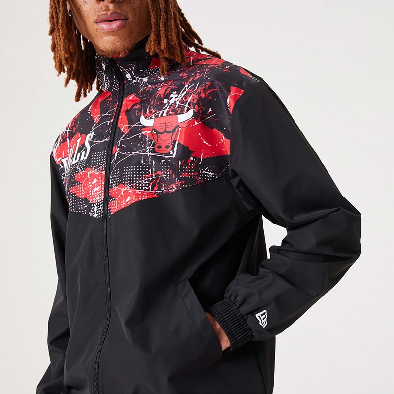 Chaquetas New Era Chicago Bulls NBA All Over Print Pista Negros | WA3706528