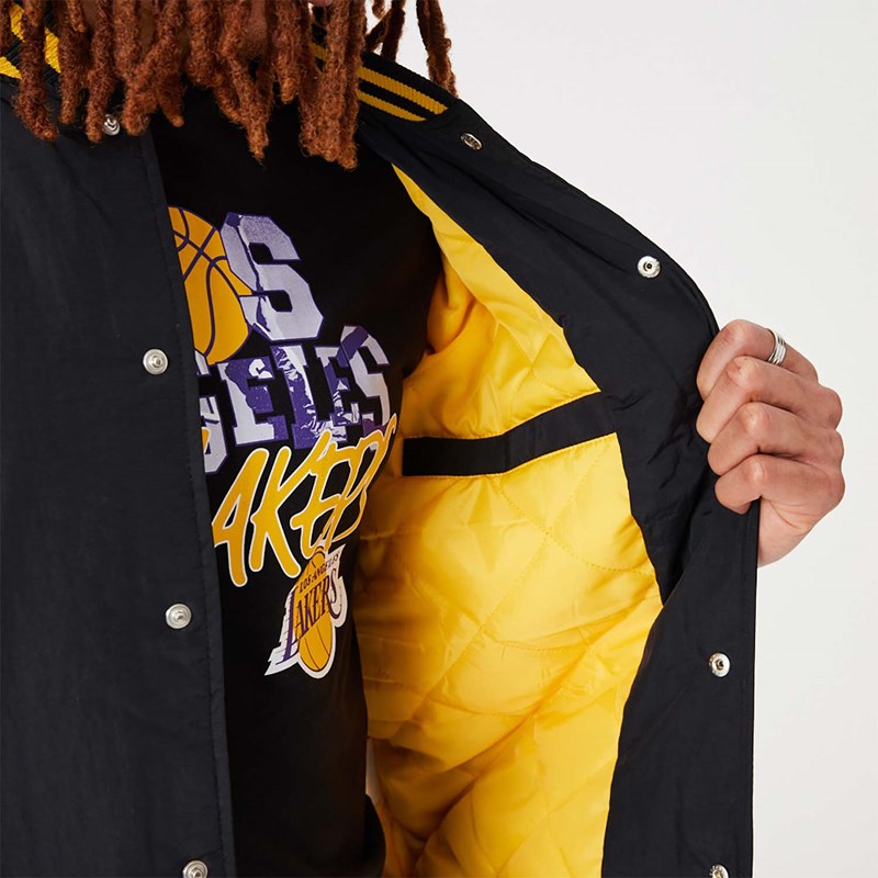 Chaquetas New Era La Lakers NBA Script Bomber Negros | UW8672390