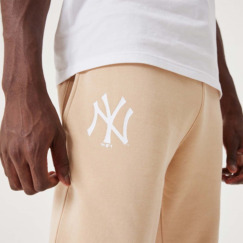 Pantalones Jogger New Era New York Yankees MLB League Essential Creme | VW5302417